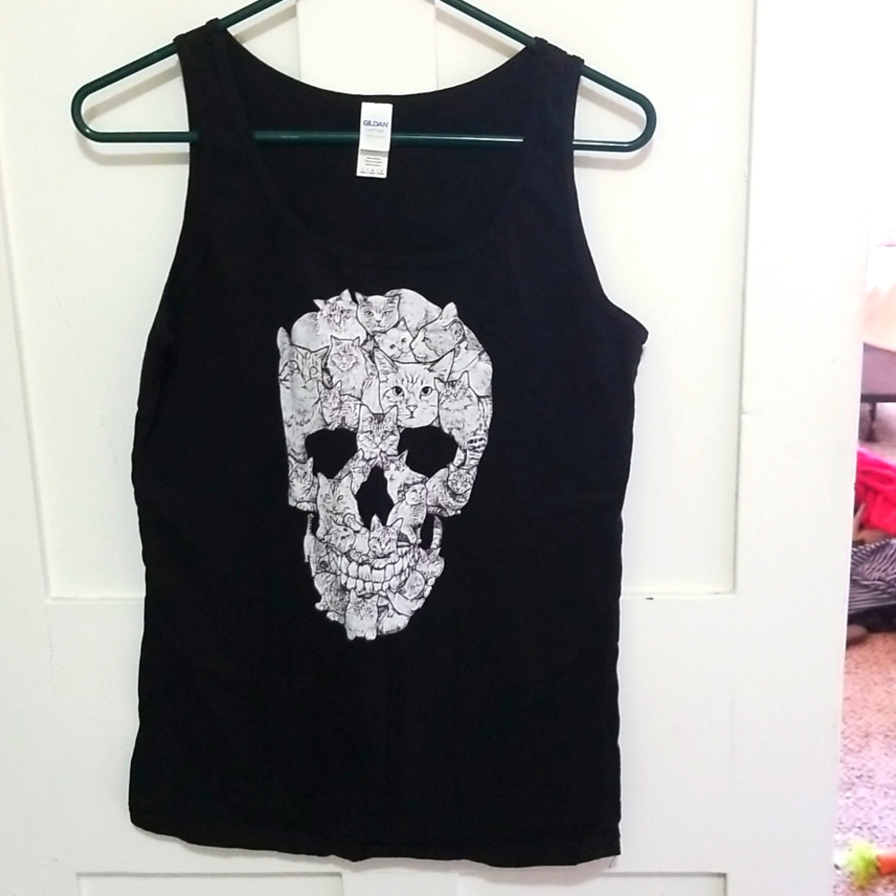 Unique black tank with skull cats on the front